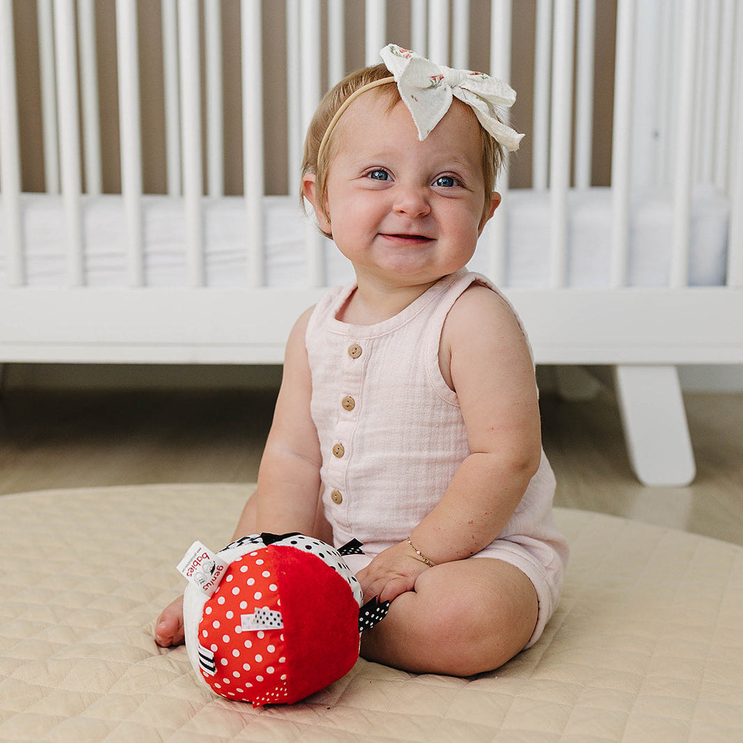 High Contrast Baby Ball with Jingle Chime | Genius Babies – Genius